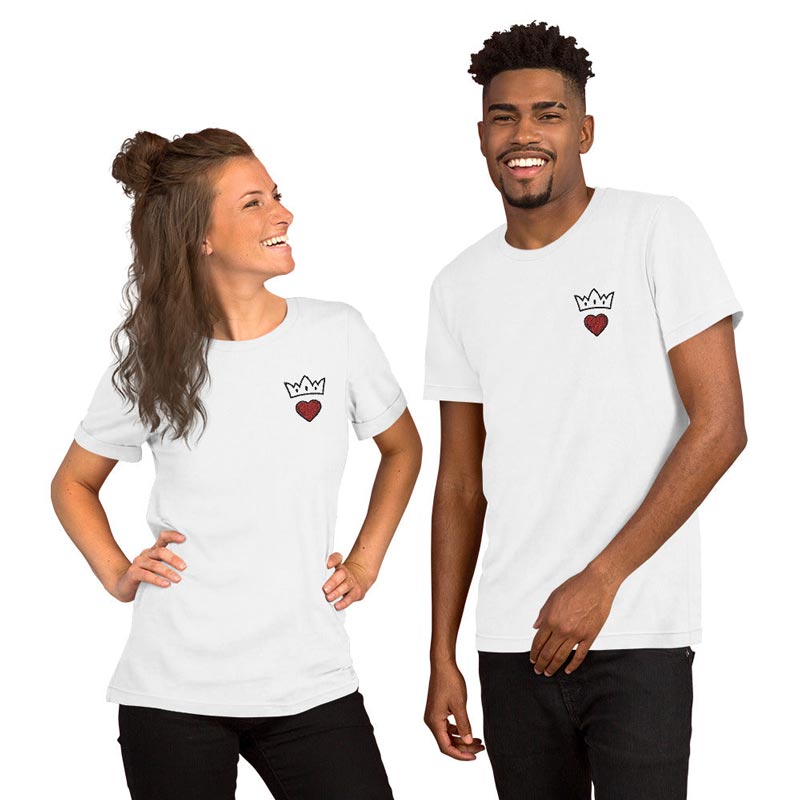 t-shirt-blanc-couronne-et-coeur